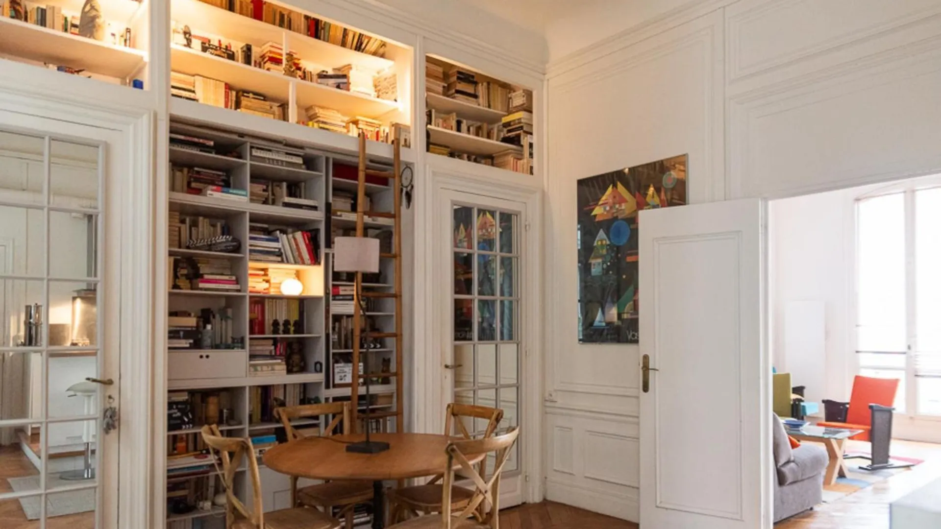 Spacious Nest With Terrace Near Batignolles France